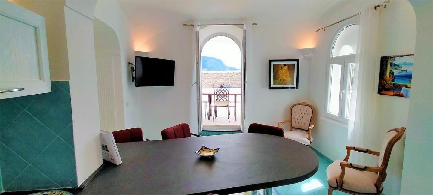 Ravello Vingius Suite Exterior photo