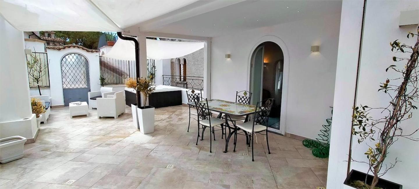 Ravello Vingius Suite Exterior photo